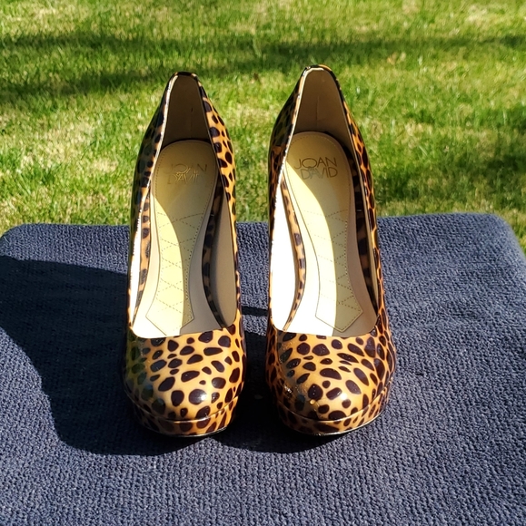 Joan & David leopard print high heel shoe 8.5 M - Picture 4 of 6